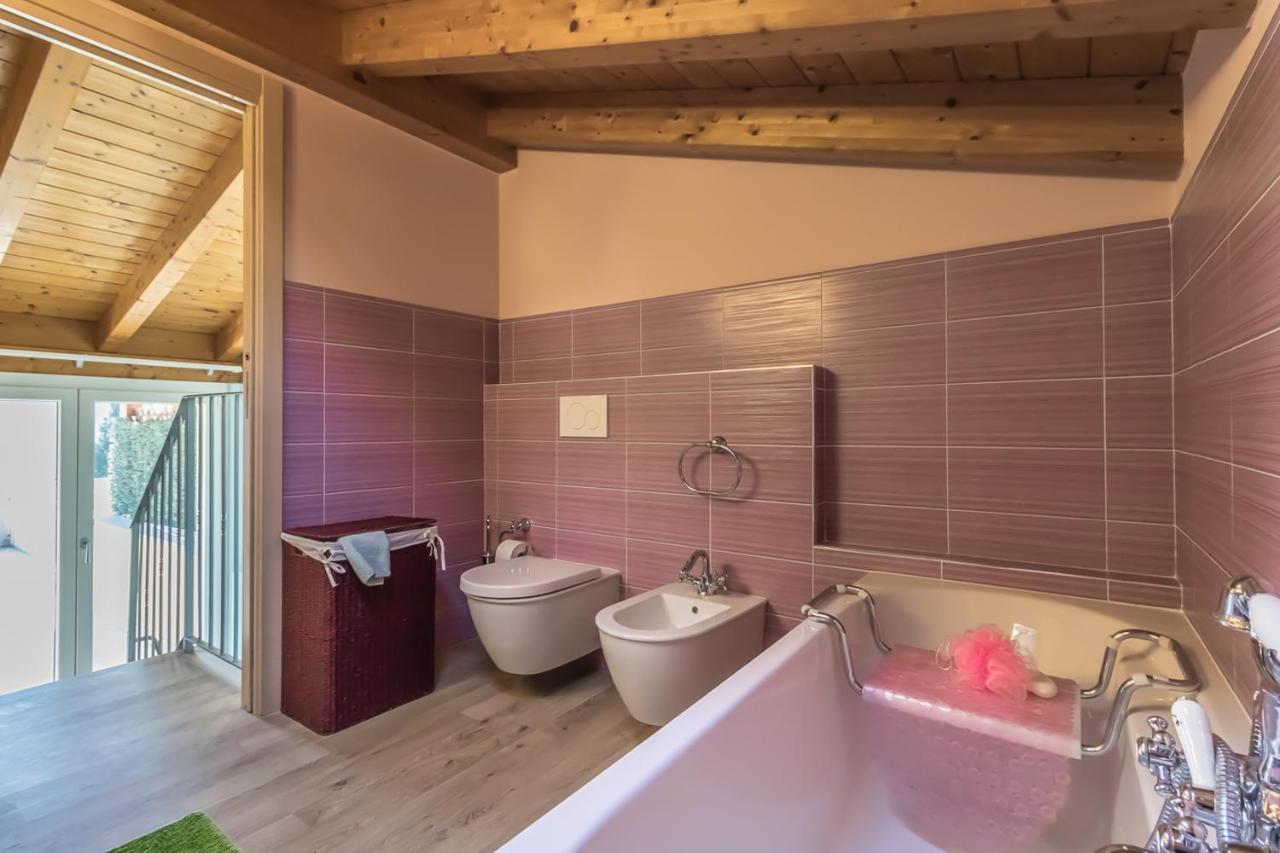 Apartment Rebecca - Tremezzina Mezzegra エクステリア 写真